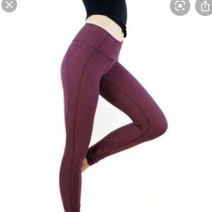 LULULEMON maroon leggings